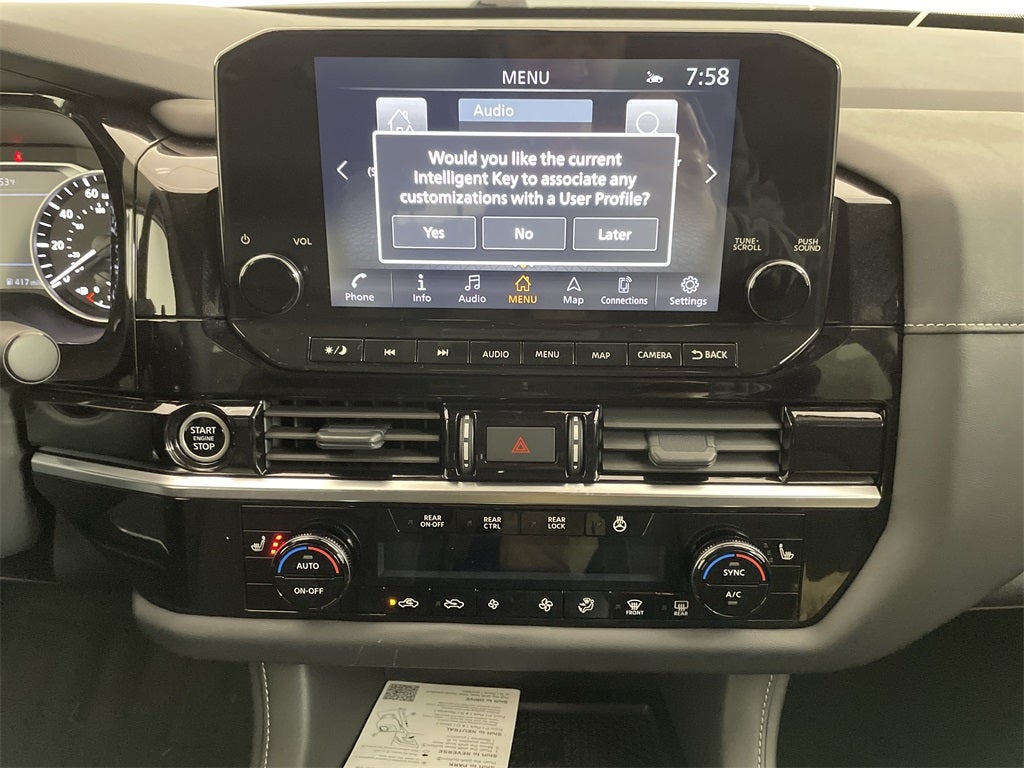 2025 Nissan Pathfinder SL