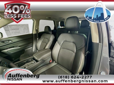 2026 Nissan Pathfinder SL