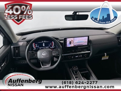 2026 Nissan Pathfinder SL