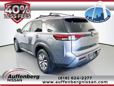 2026 Nissan Pathfinder SL