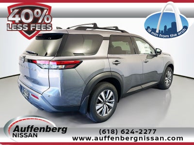 2026 Nissan Pathfinder SL