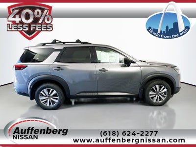2026 Nissan Pathfinder SL