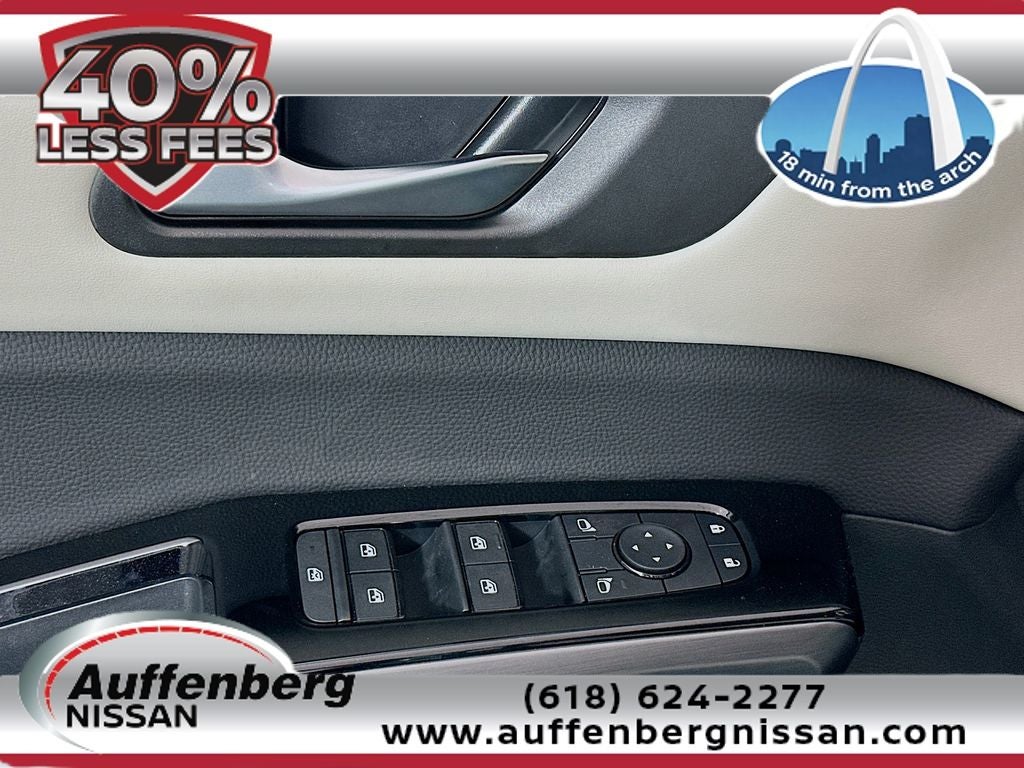 2026 Nissan Pathfinder SL