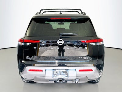 2026 Nissan Pathfinder Platinum