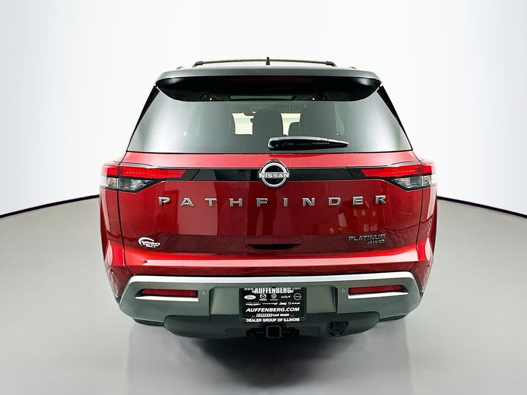 2026 Nissan Pathfinder Platinum