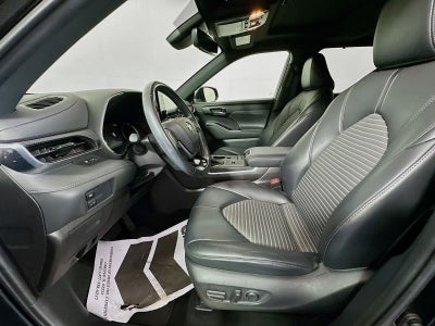 2021 Toyota Highlander XSE