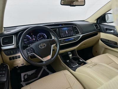 2016 Toyota Highlander Limited