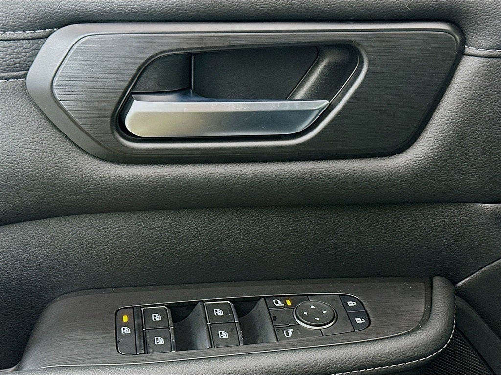 2026 Nissan Armada SV