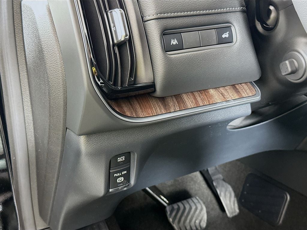 2025 Nissan Armada SL