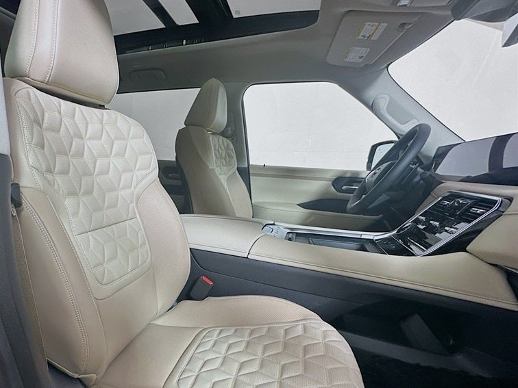 2025 Nissan Armada Platinum