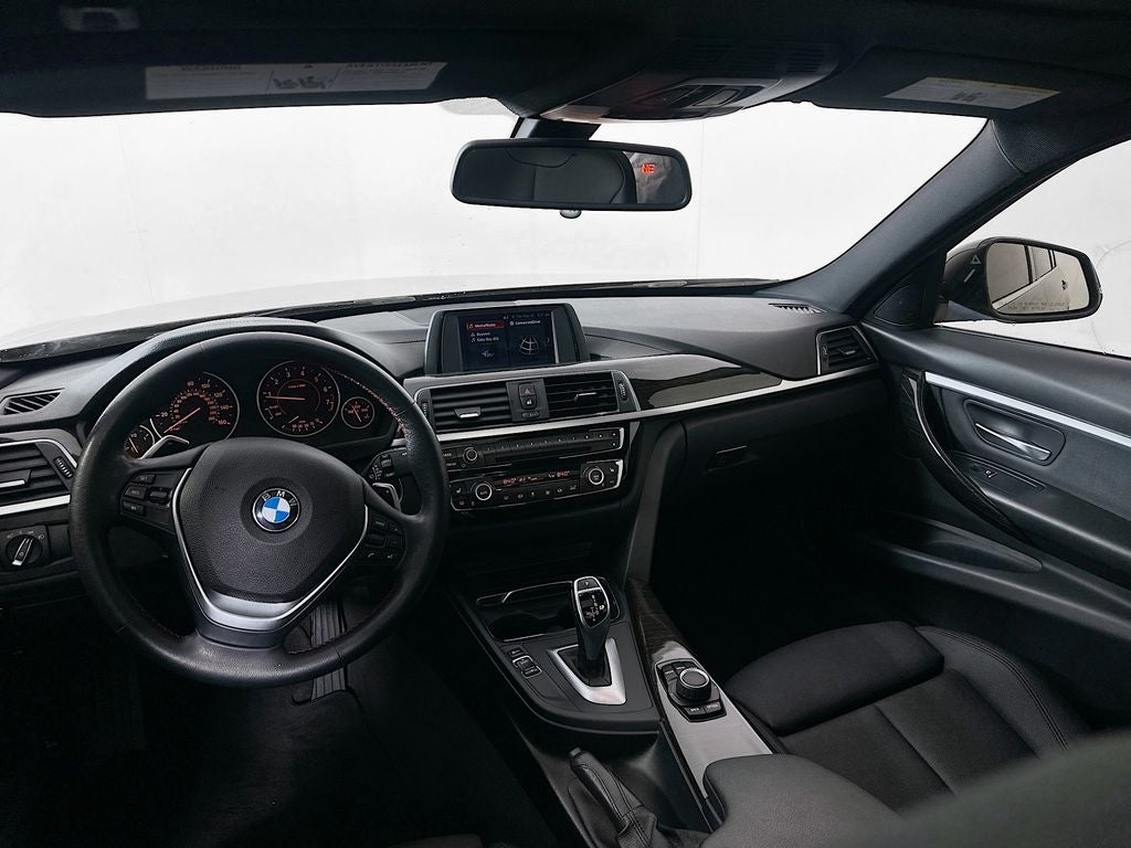 2018 BMW 3 Series 330i