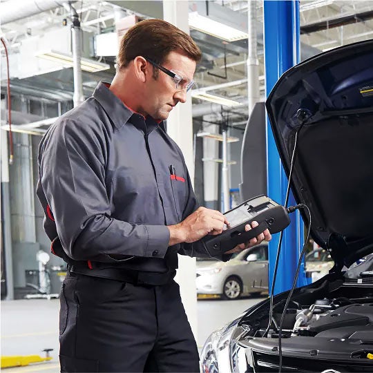 Auffenberg Nissan in Shiloh IL