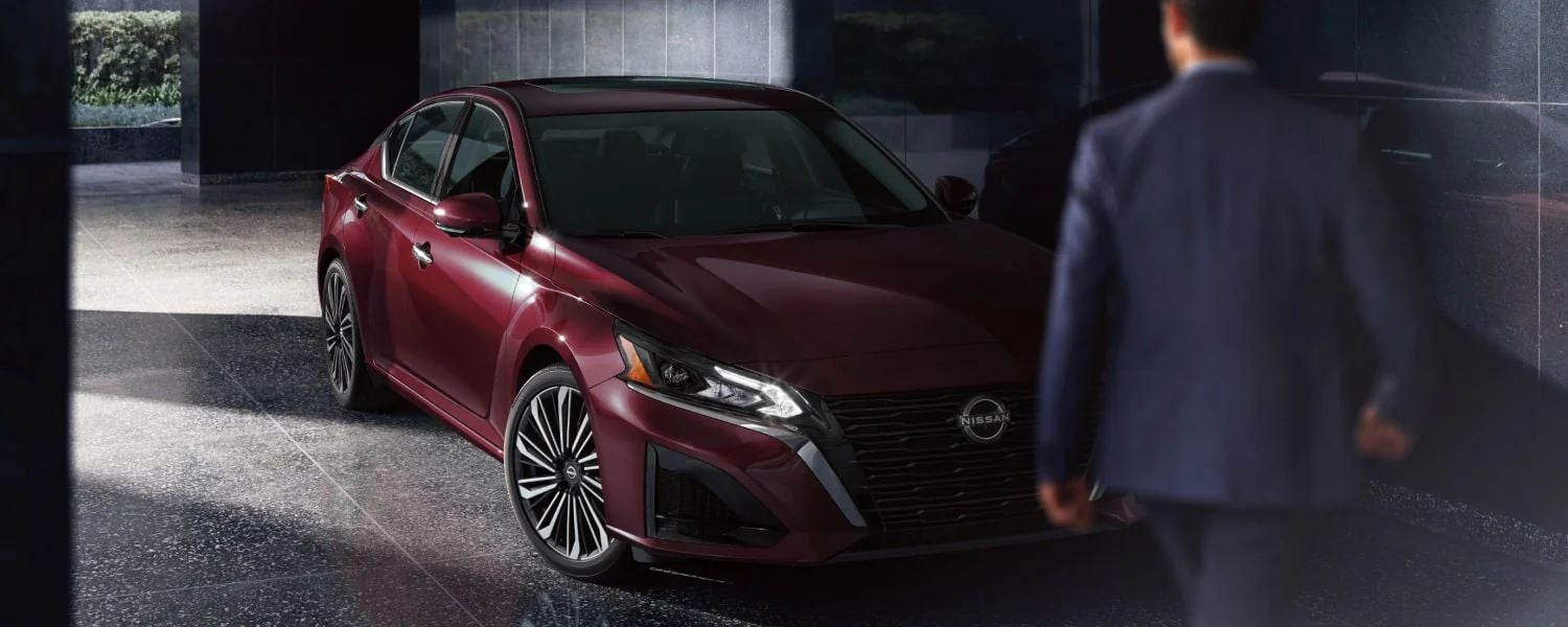 New 2025 Nissan Altima SV